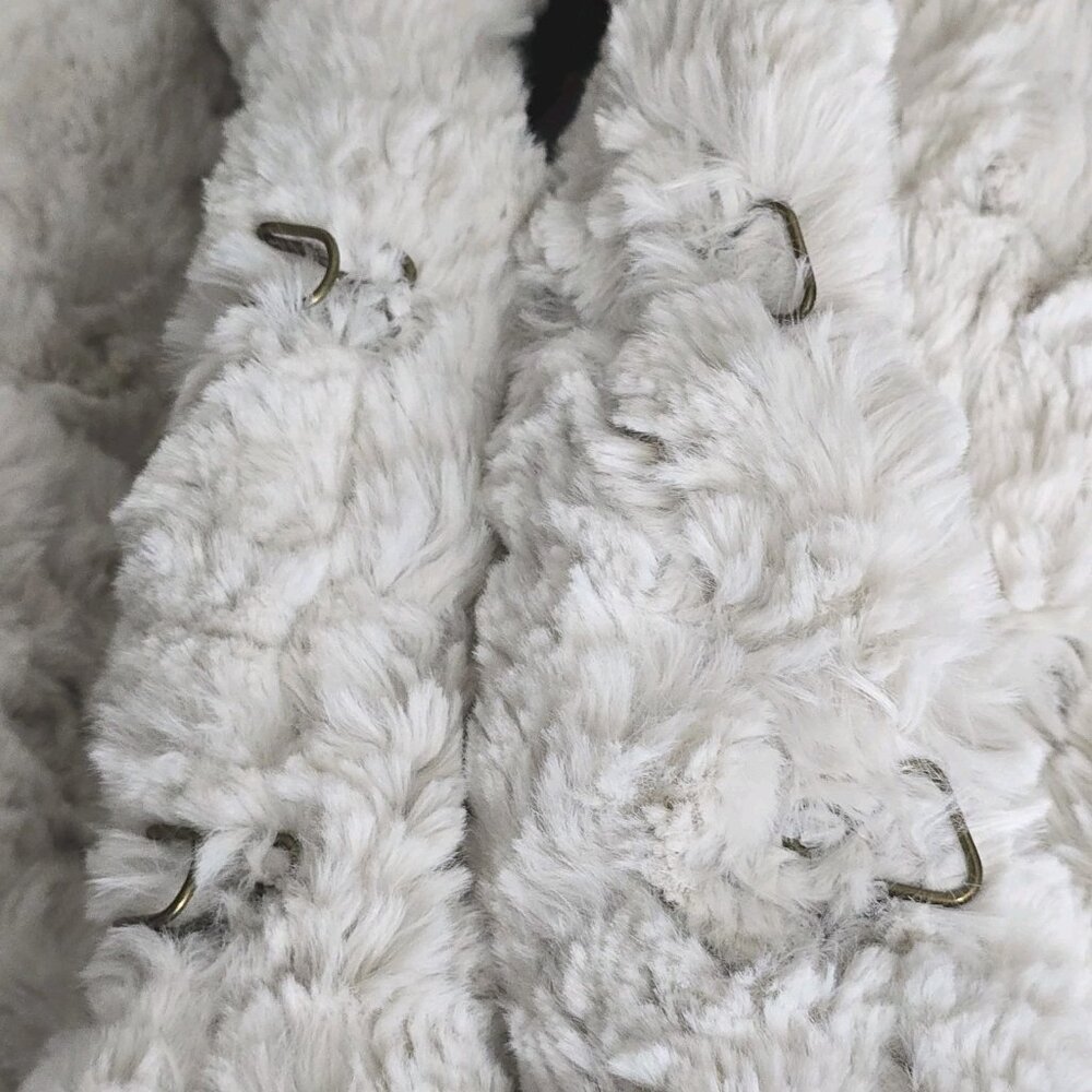 Anthropologie Tiny Editions Glacie Faux Fur Jacket Women's LP Petite - Picture 13 of 16